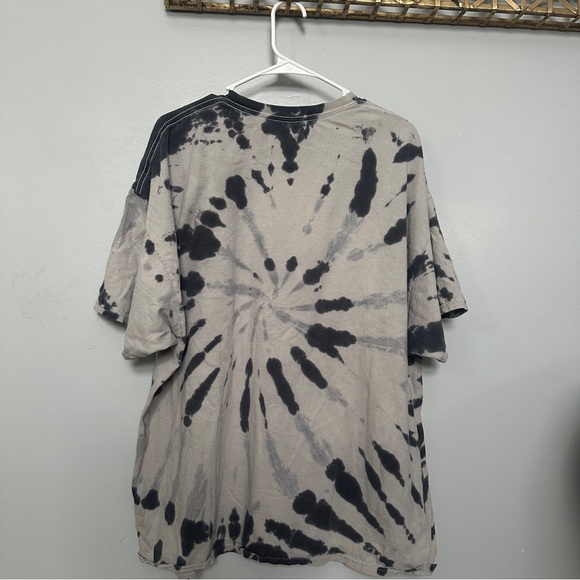 Tie-dye Oversized Baby Yoda T-Shirt - Picture 3 of 3